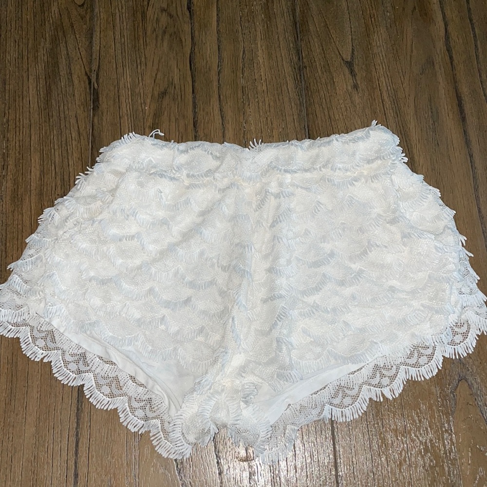 Rohol Blank- white Medium shorts